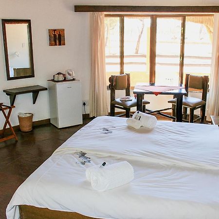 Omaruru Game Lodge Bagian luar foto