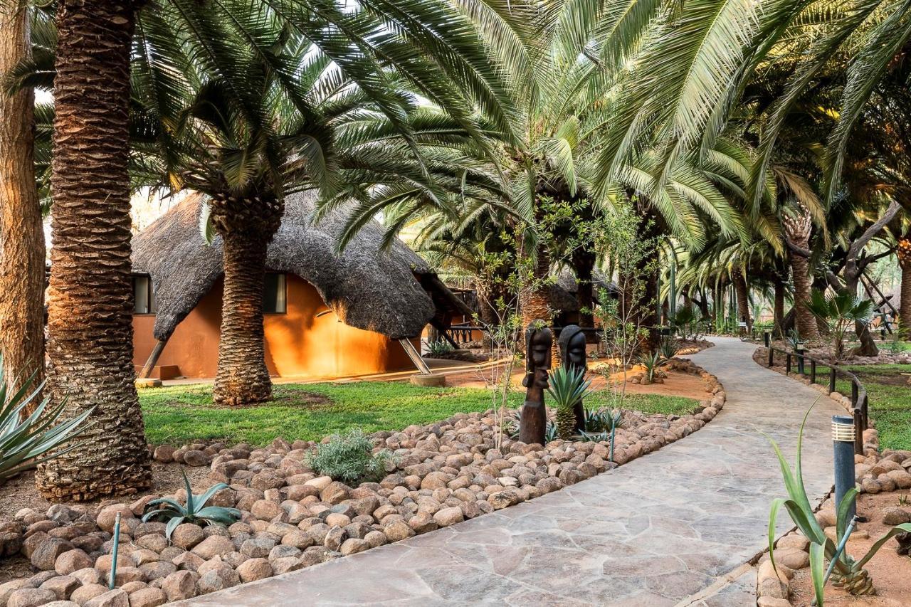 Omaruru Game Lodge Bagian luar foto