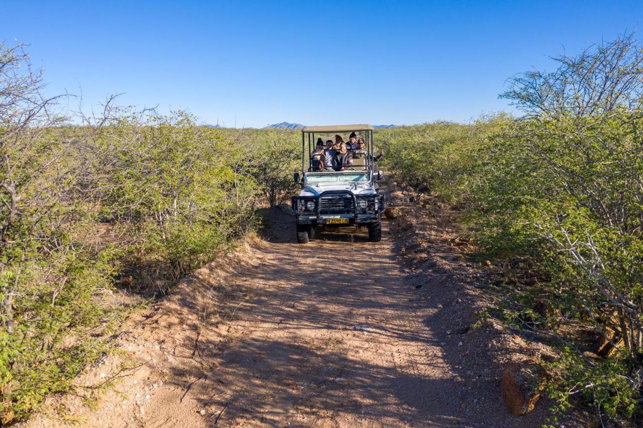 Omaruru Game Lodge Bagian luar foto