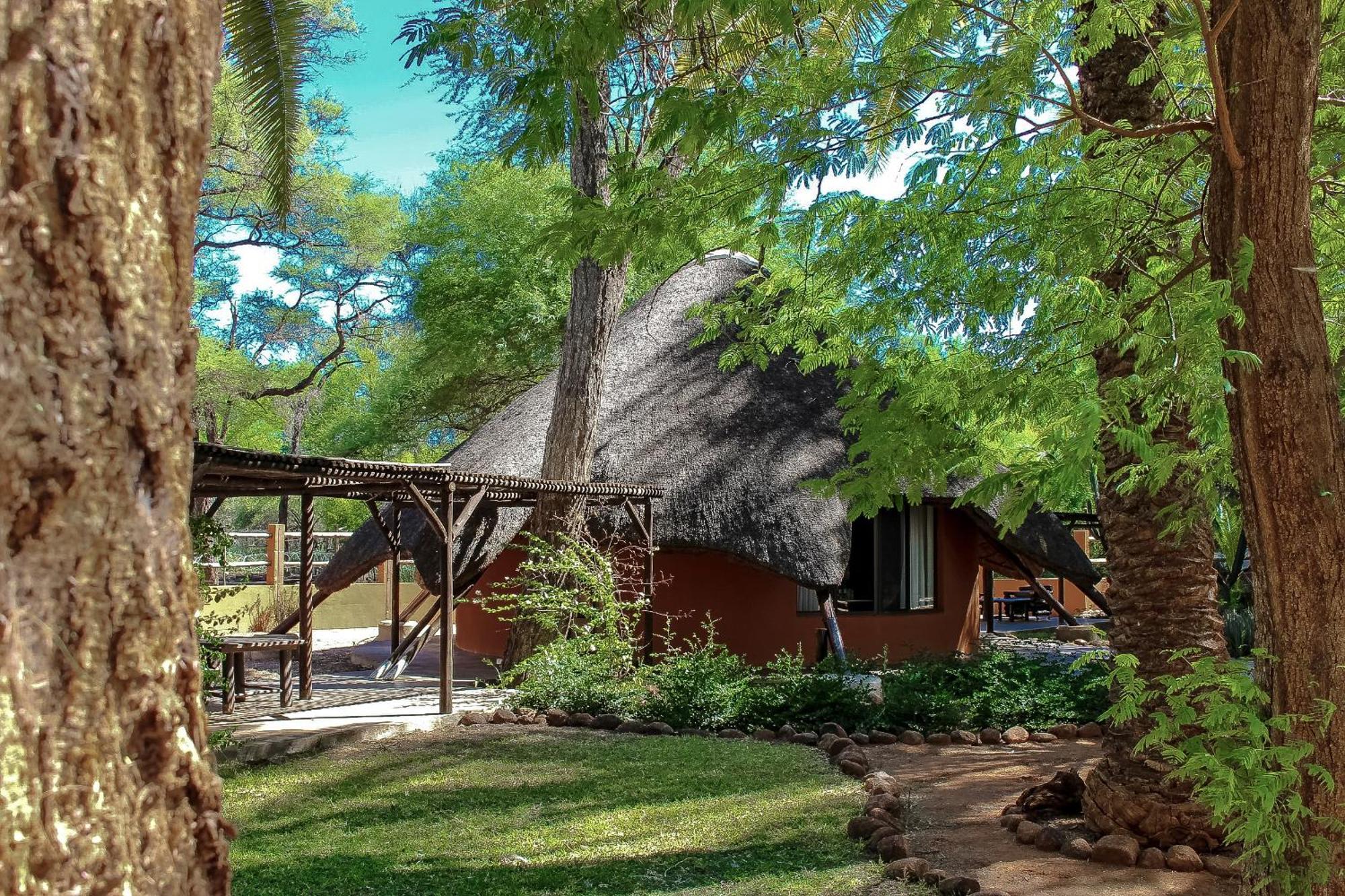 Omaruru Game Lodge Bagian luar foto